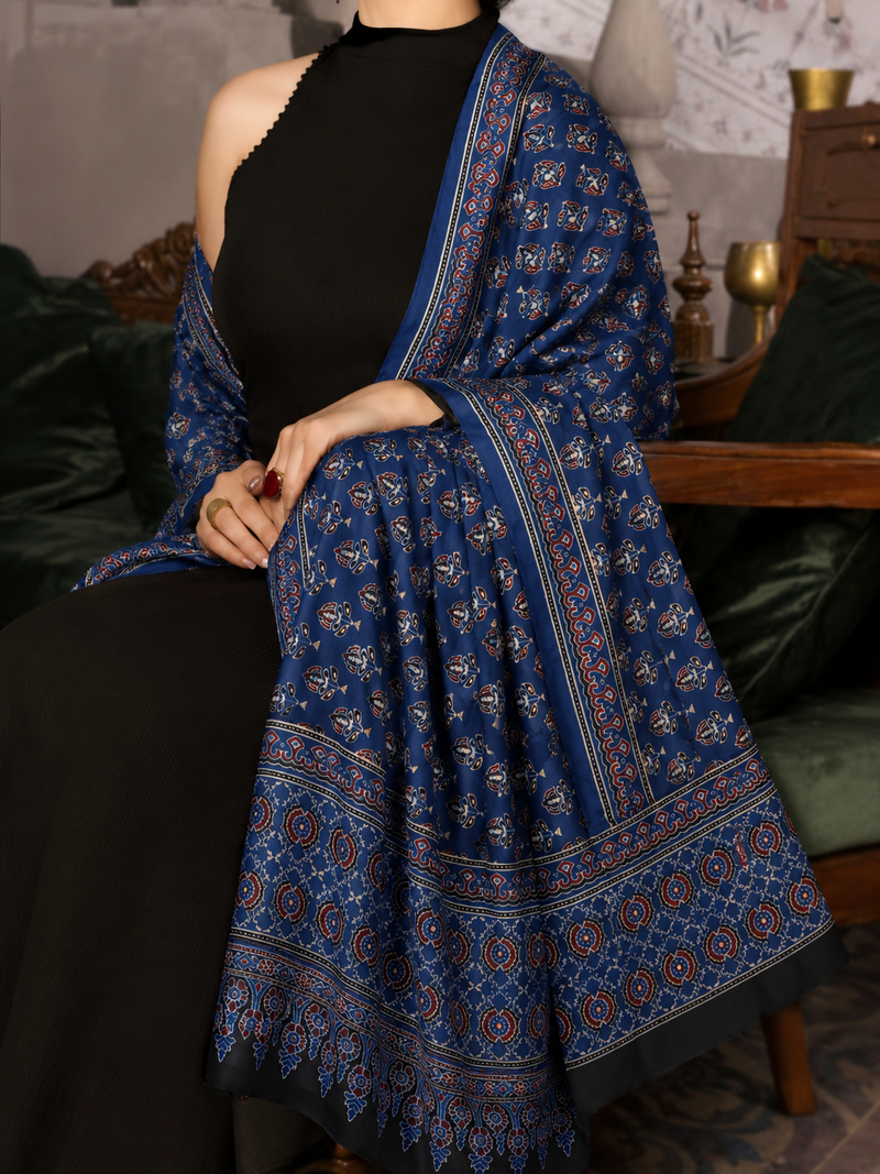 Accessories collection — stoles, diaries, and more