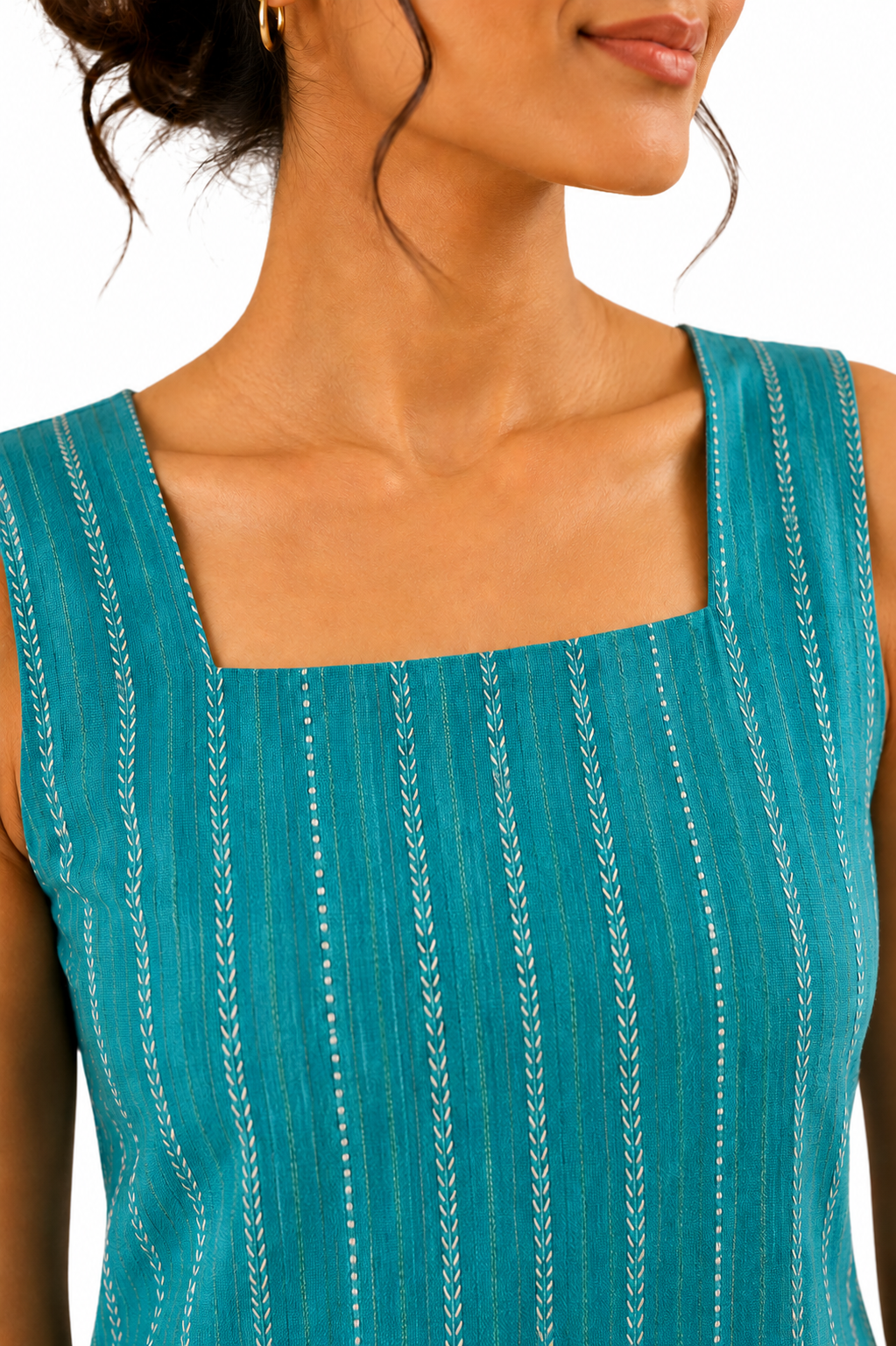Nilkamal Short Kurti "A Teal Ethnic Fusion Kurti"