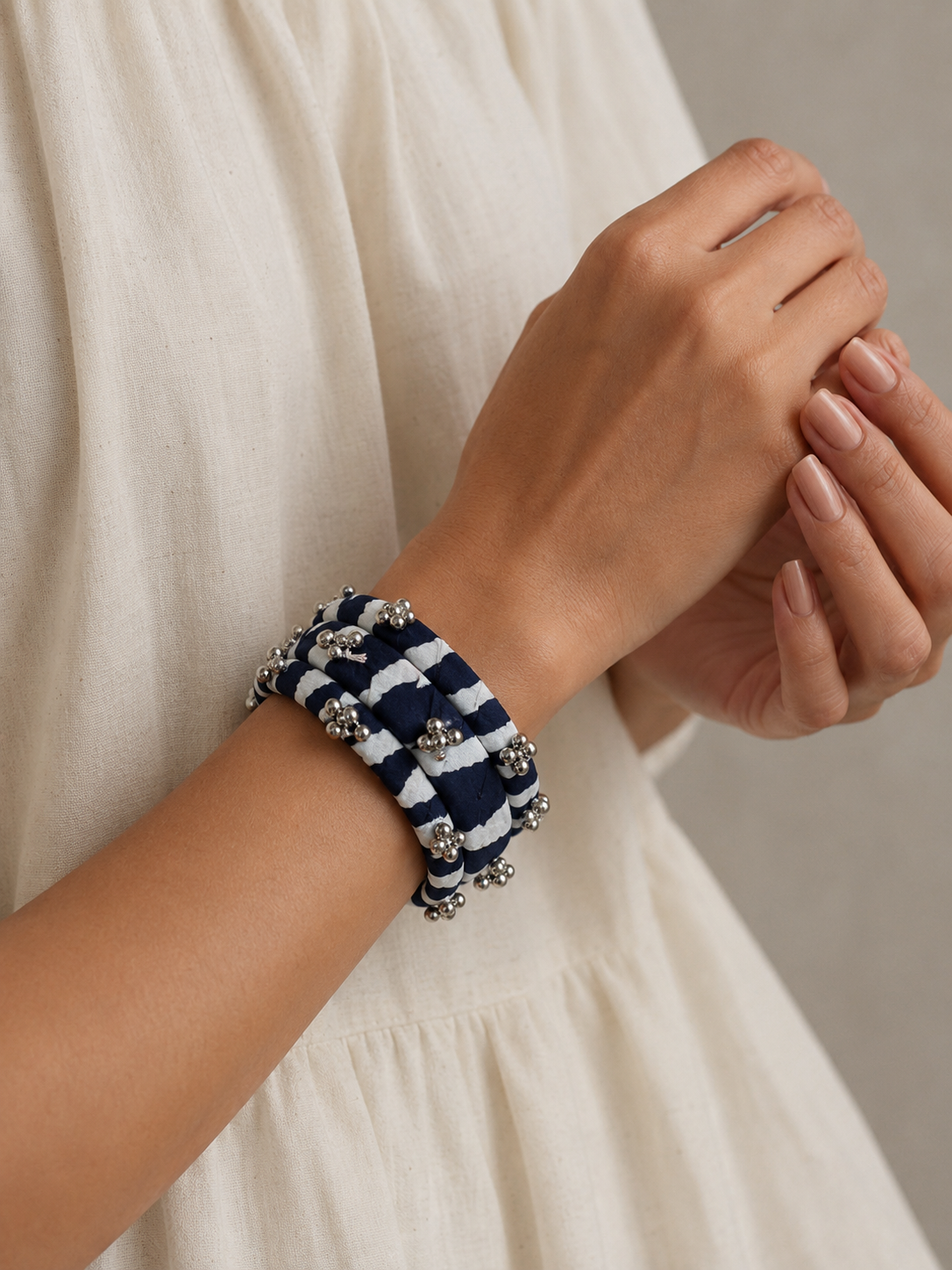Lariya Bangles — handcrafted kada and bangle set for women in 5 colours India