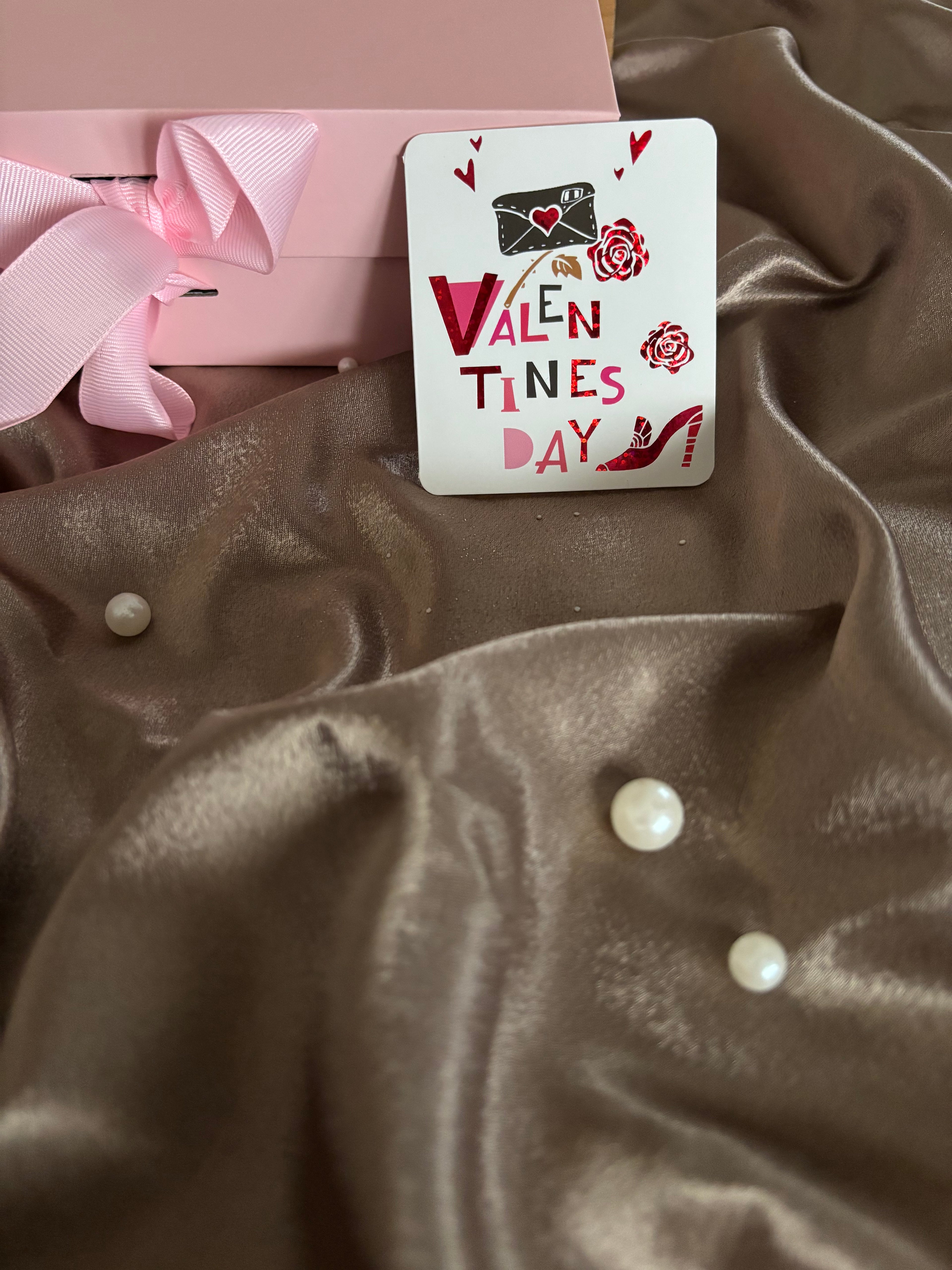 The Pearl Gift Box