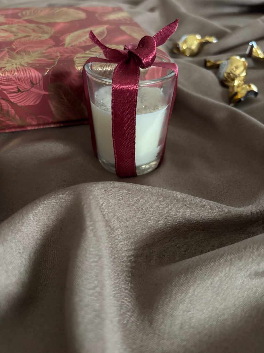 The Valentine Signature Box