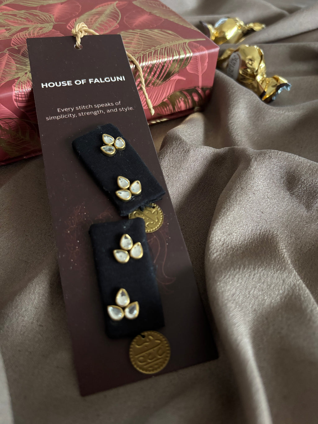 The Valentine Signature Box