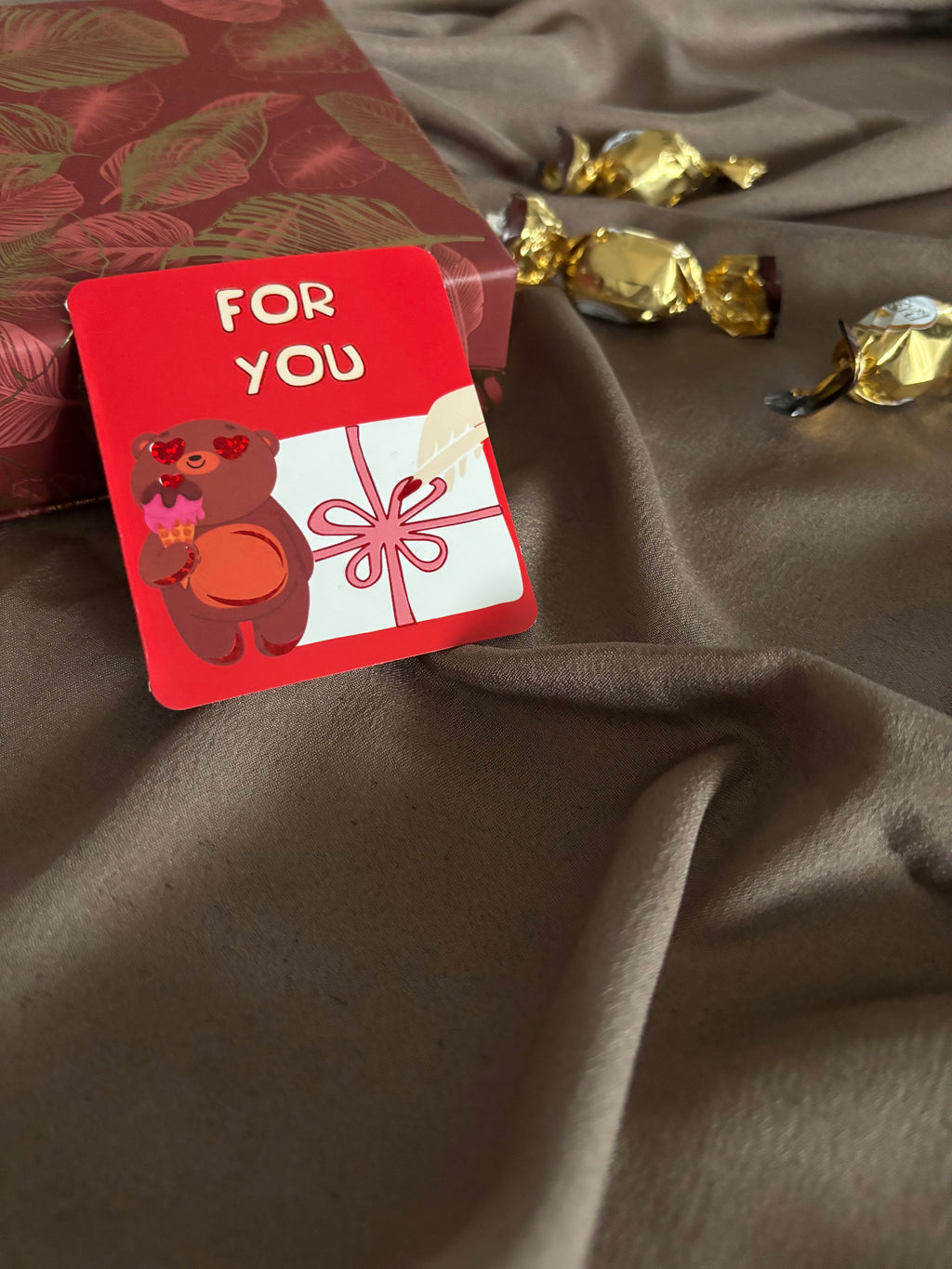 The Valentine Signature Box